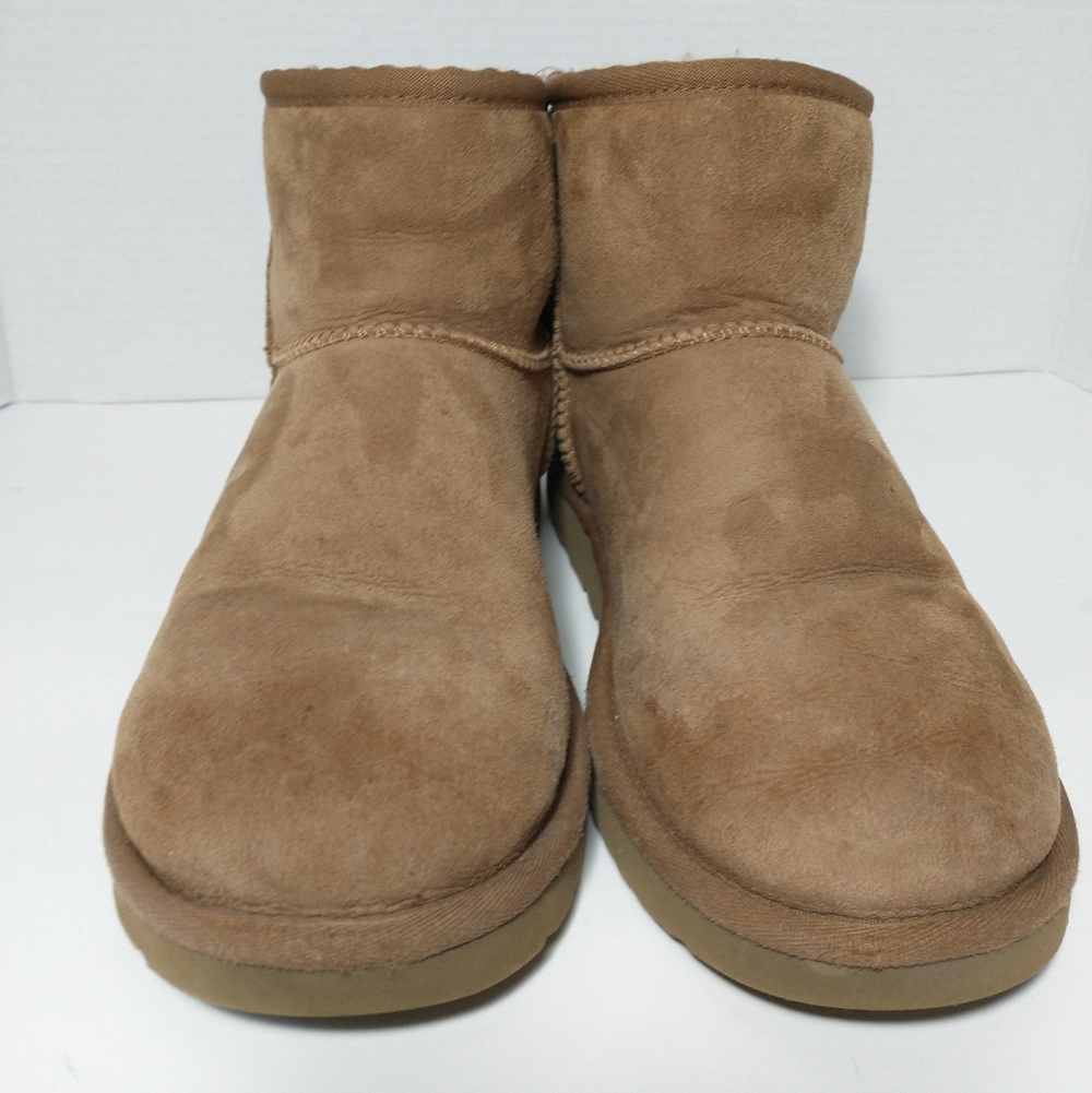 UGG Classic Mini II Boot Suede, Woman Size 9, Chestnut Brown - Picture 3 of 12